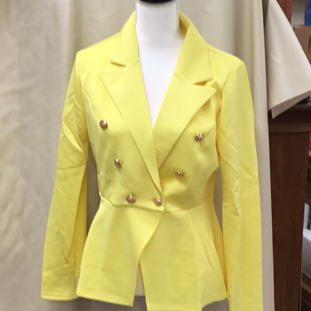 Jacket light weight color yellow size